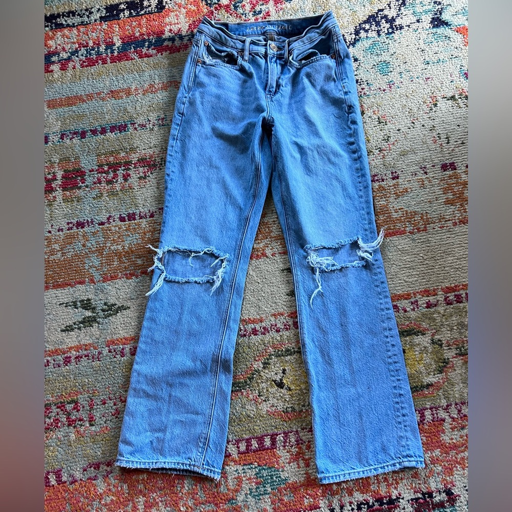 AE MOM jeans